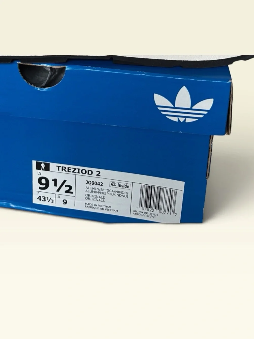 adidas TREZIOD 2 Men’s Size 9.5 Brand New